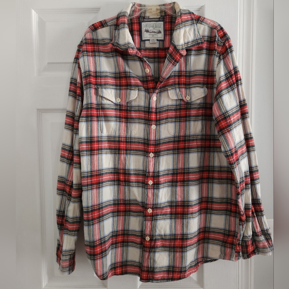 American Eagle Red and White Plaid Button-Up Shirt